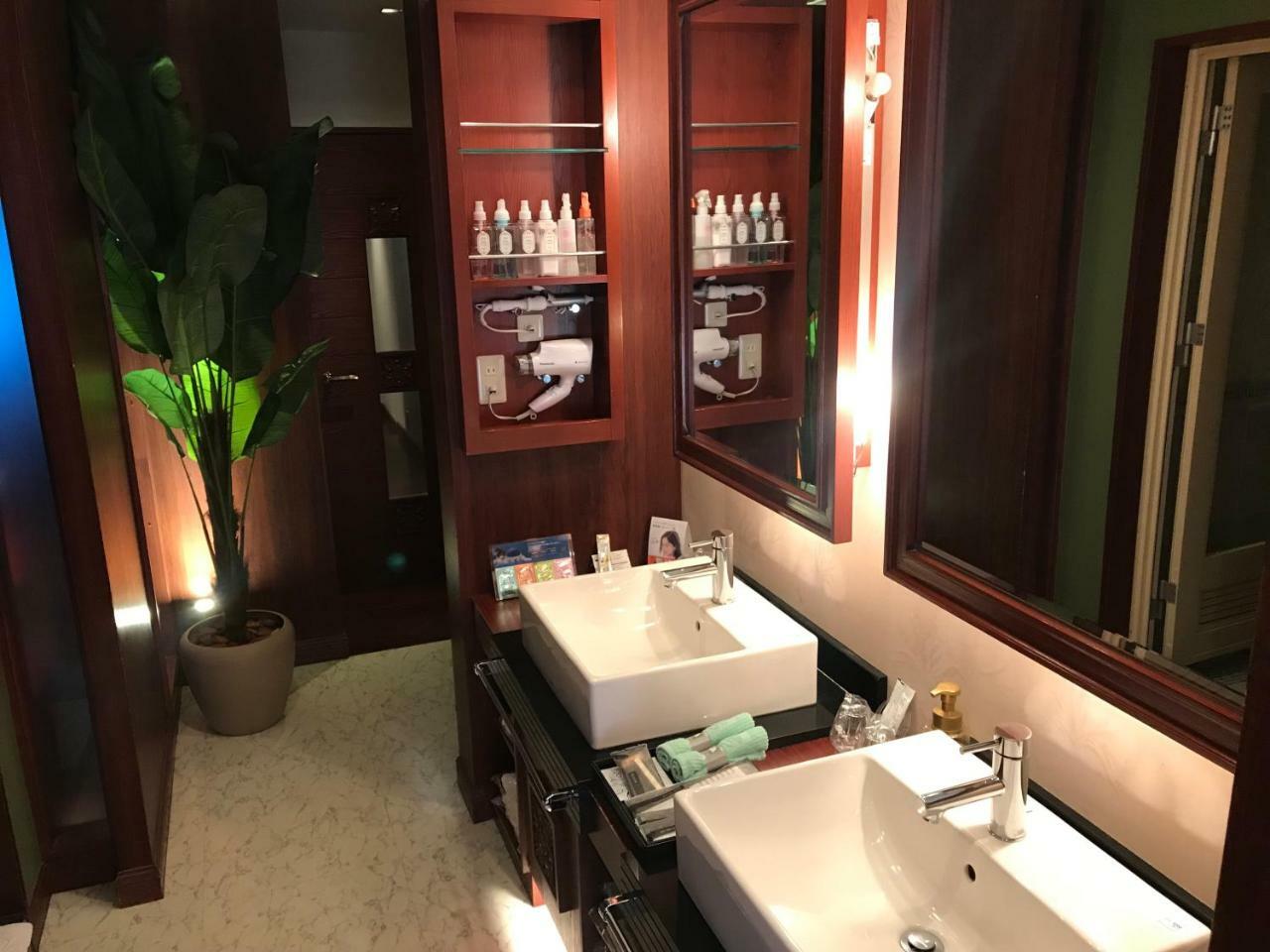 Hotel Gt Kansai International Airport (Adults Only) Sennan Eksteriør bilde